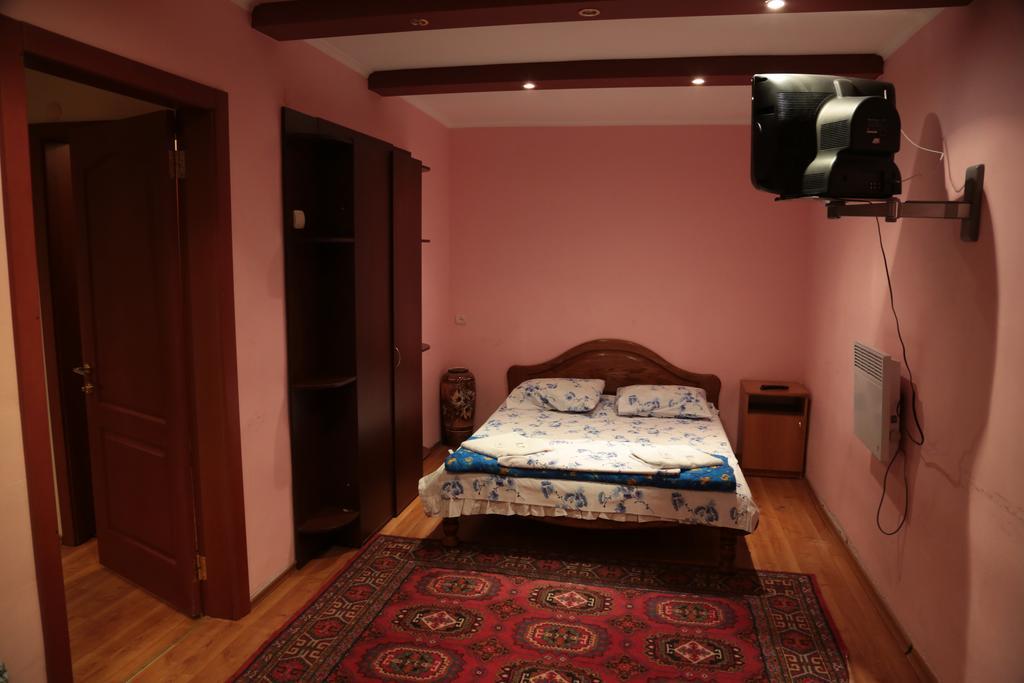 Hotel And Sport Complex Dinamo Dnepropetrovsk Quarto foto