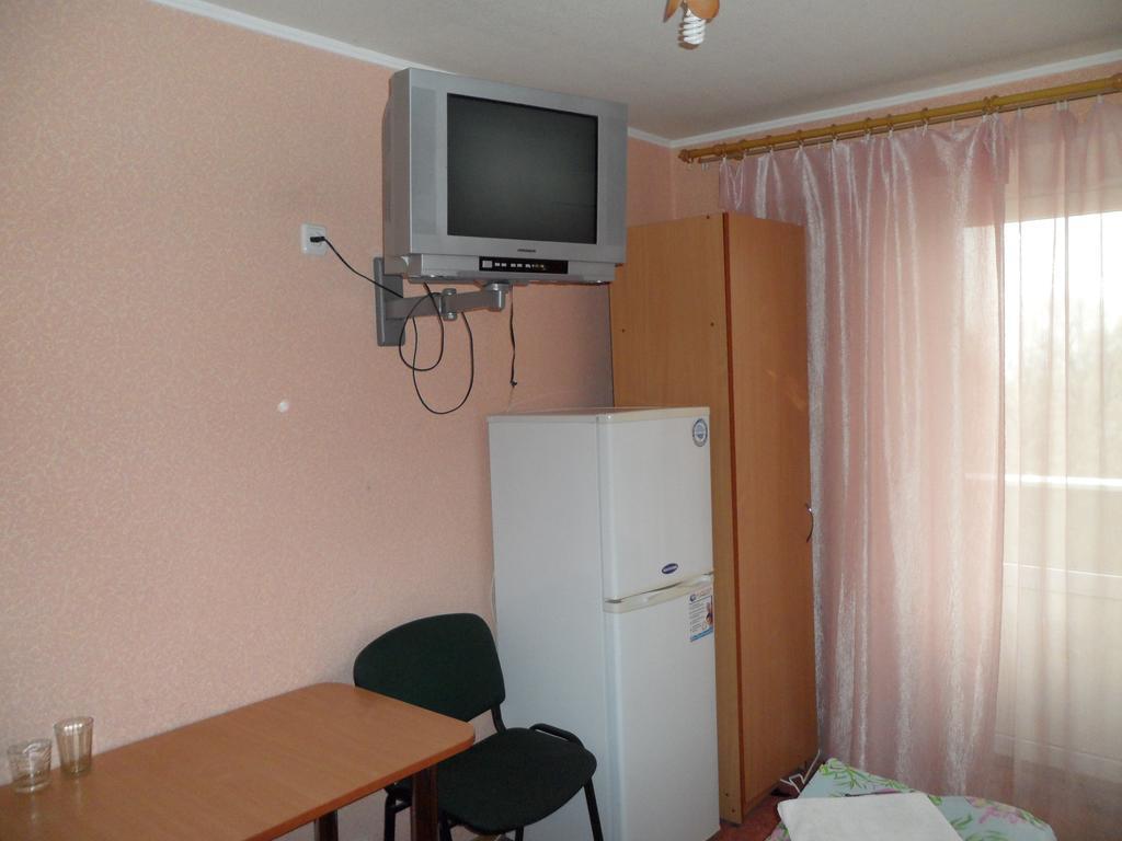 Hotel And Sport Complex Dinamo Dnepropetrovsk Quarto foto